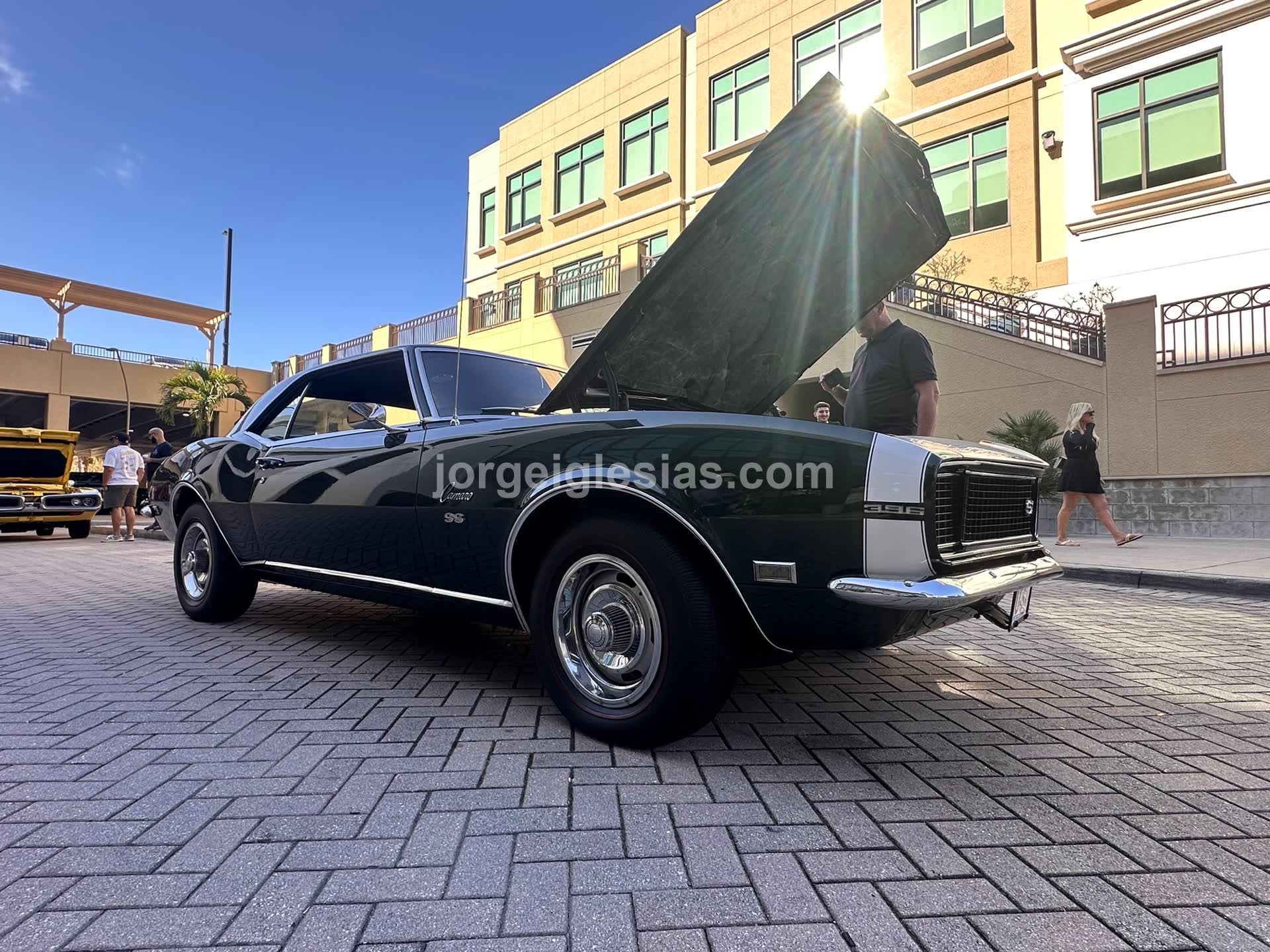 Naples Cars and Coffee - Sunday Dec 21, 2025 - Image 23