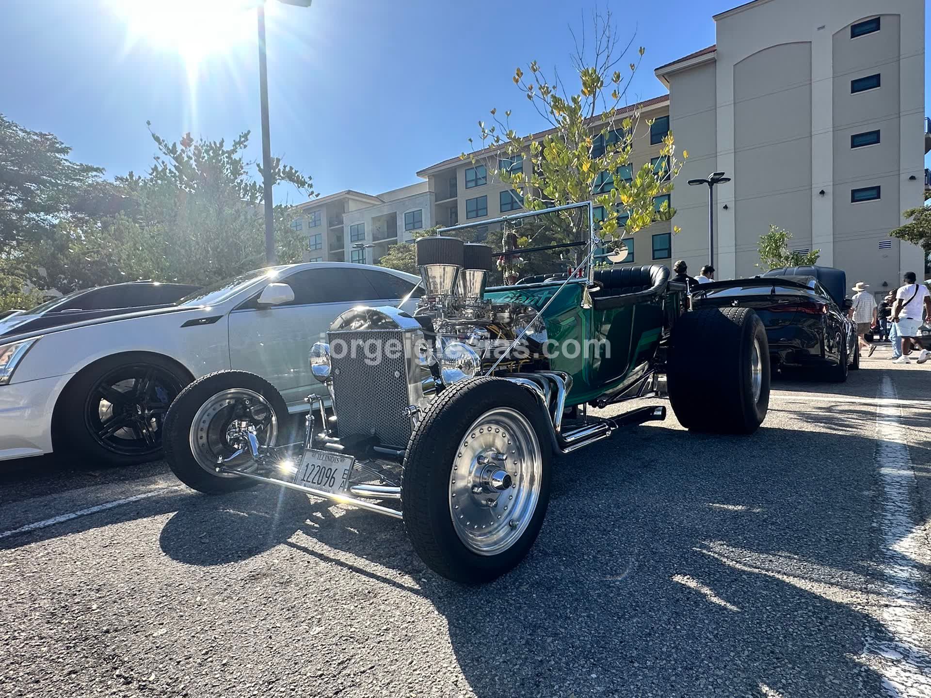 Naples Cars and Coffee - Sunday Dec 21, 2025 - Image 19